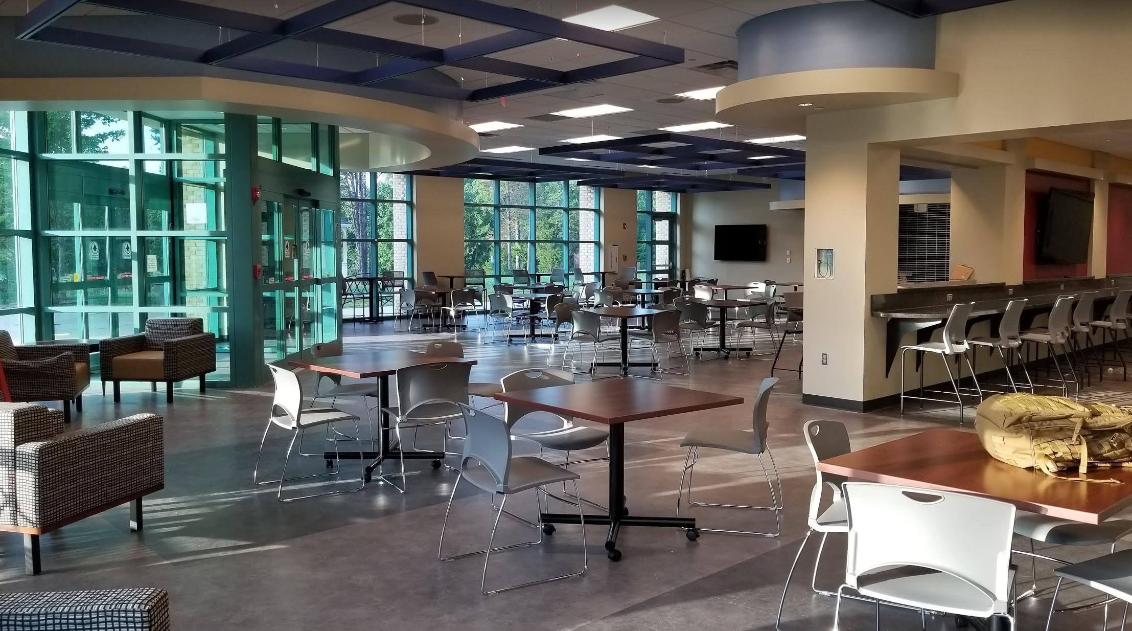 Building 3000 Student Center is open.